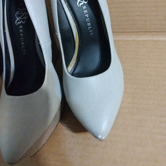 Rock&Republic Wedge - Picture 2 of 7